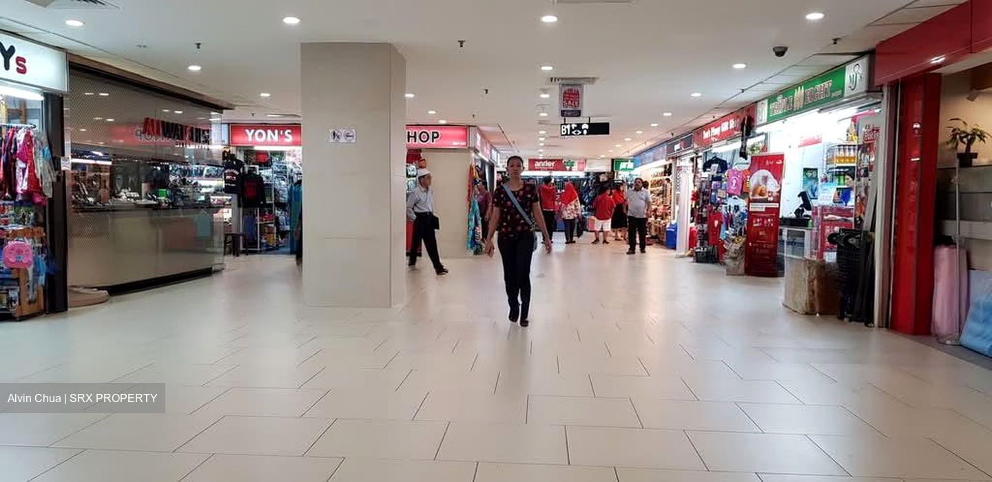 Lucky Plaza (D9), Shop House #628798821